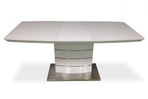 GRETA-Стол со столешницей из экстра-белого стекла и лакированным основанием.