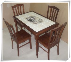 Стол с плиткой 3045.Кухоннный стол с керамической плиткой,купить в москве недорого.