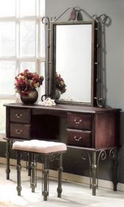 Tуалетный столик с зеркалом и стулом WF003DS.Купить с доставкой в Винкель-мебель.